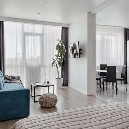 Luxury Arcadia Apartment